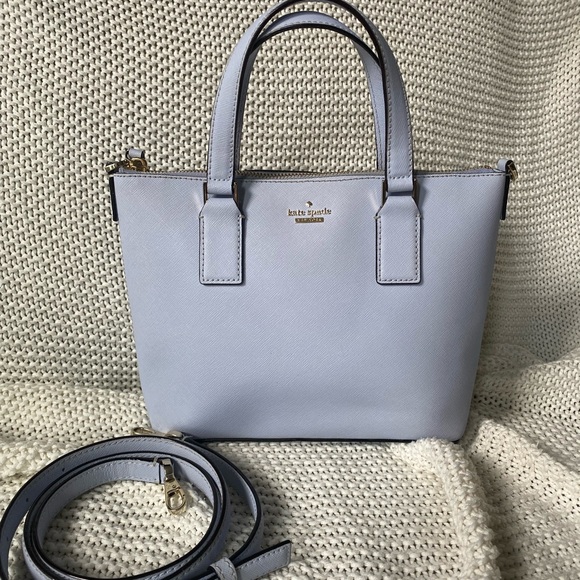 kate spade Handbags - Small Kate Spade bag